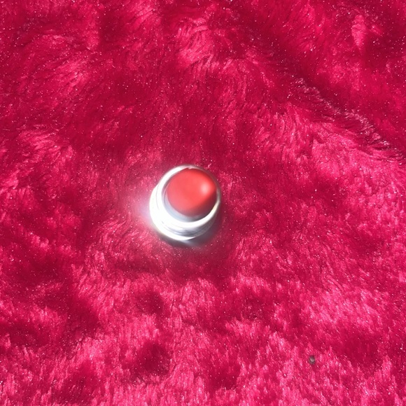 Lipstick - Picture 2 of 2